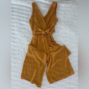 V neck mustard romper size XS